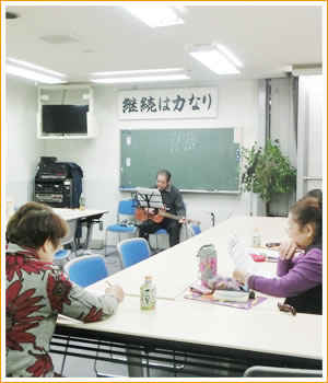 歌謡カラオケ教室の授業風景